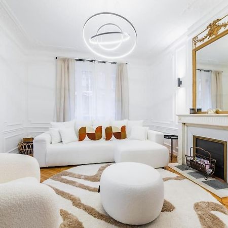 Haussmannian Apartment, Near Champs-Elysees Paris Ngoại thất bức ảnh