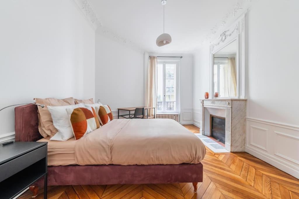 Haussmannian Apartment, Near Champs-Elysees Paris Ngoại thất bức ảnh